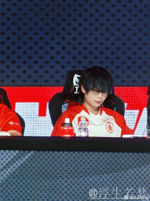 赛后采访弹幕齐呼\ 赛后采访弹幕齐呼\