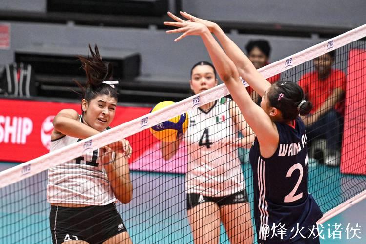 中国女排积极备战世锦赛 首场小组赛对阵墨西哥队 中国女排积极备战世锦赛 首场小组赛对阵墨西哥队
