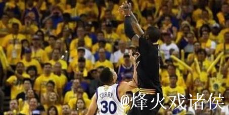 官方宣布:骑士与TT达成一年续约 上季场均贡献3.3分+3.6板 官方宣布:骑士与TT达成一年续约 上季场均贡献3.3分+3.6板